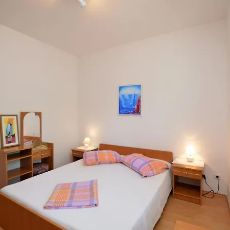Apartment Sandy Bay